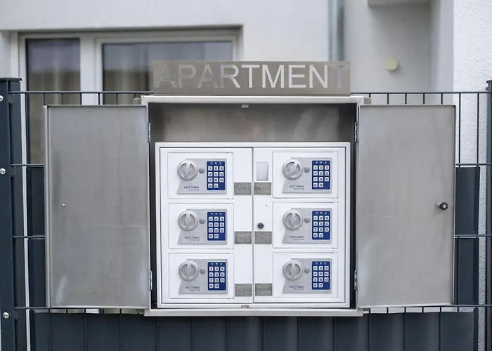 Modern W/ Cozy Balcony Near Center * וינה